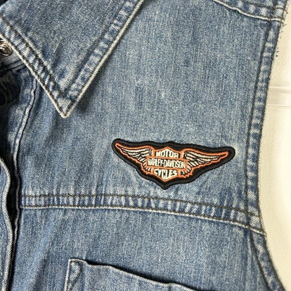 Harley Davidson Denim Jean Vest Womens Size Large Logo Buttons Biker Cut - Picture 8 of 13
